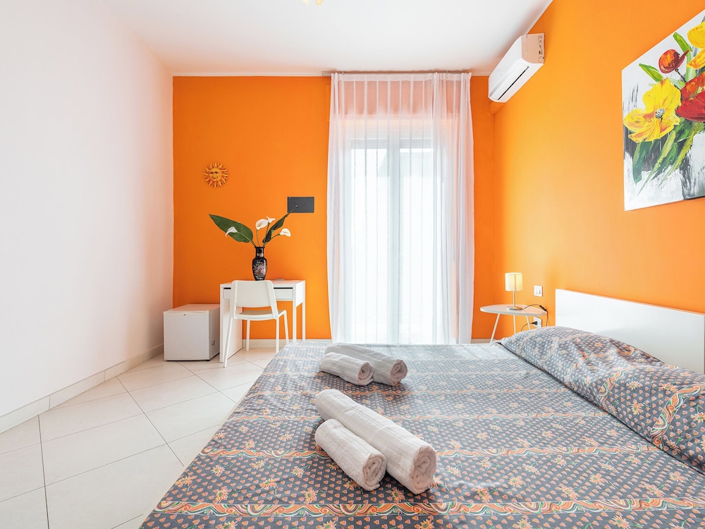 Thanit rooms