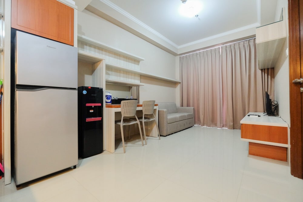 Great Location 1Br Signature Park Grande Apartment view 2