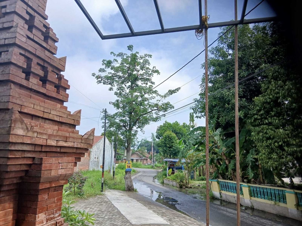 Kedaton Home Kostel