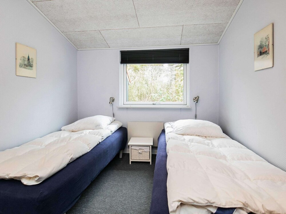 Spacious Holiday Home in Humble near Beach view 2