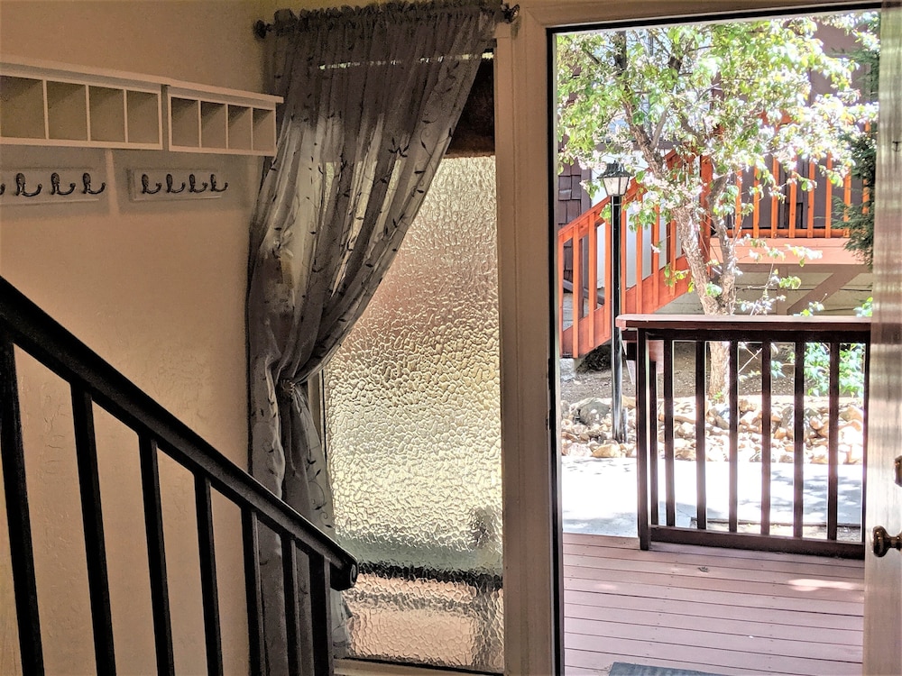 Snow Summit Townhouse Rentals & Sales