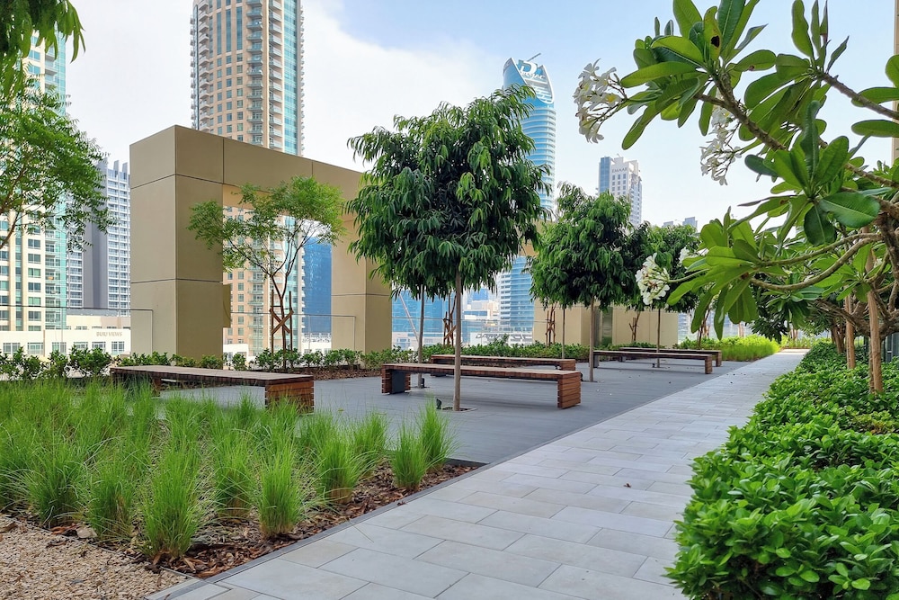 Ultra LUX Burj View Spacious High Floor
