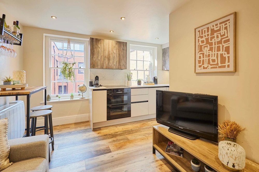 Host Stay Apartment 8 Vinegar House
