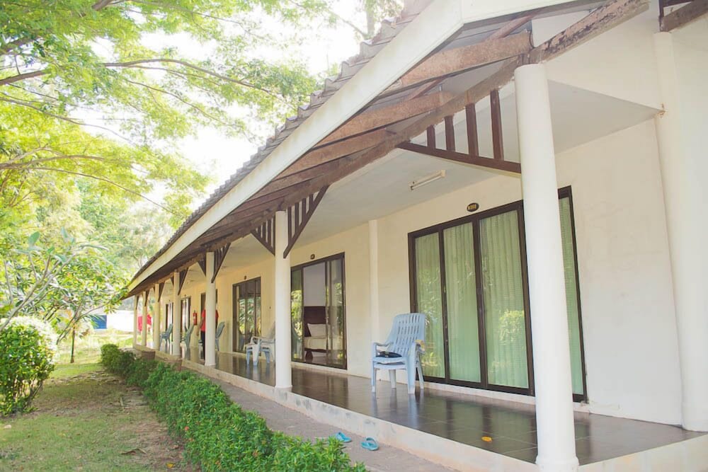 Coral Resort