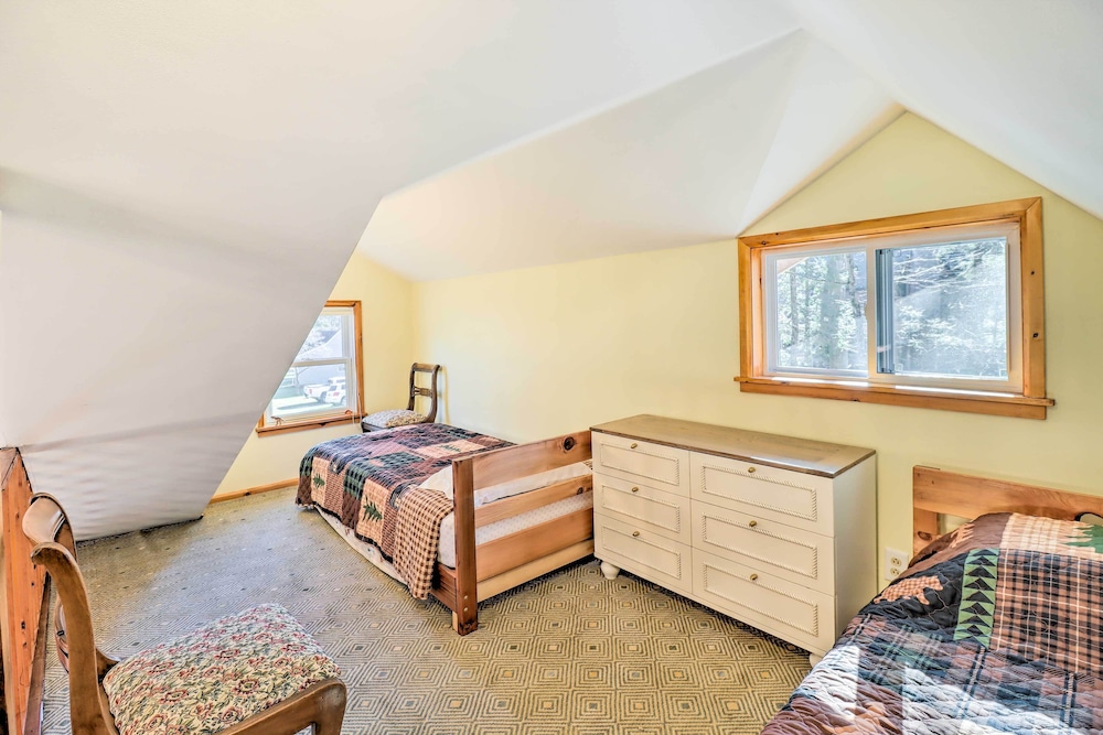 Cozy Tannersville Gem - Ski, Hike, Explore! view 5