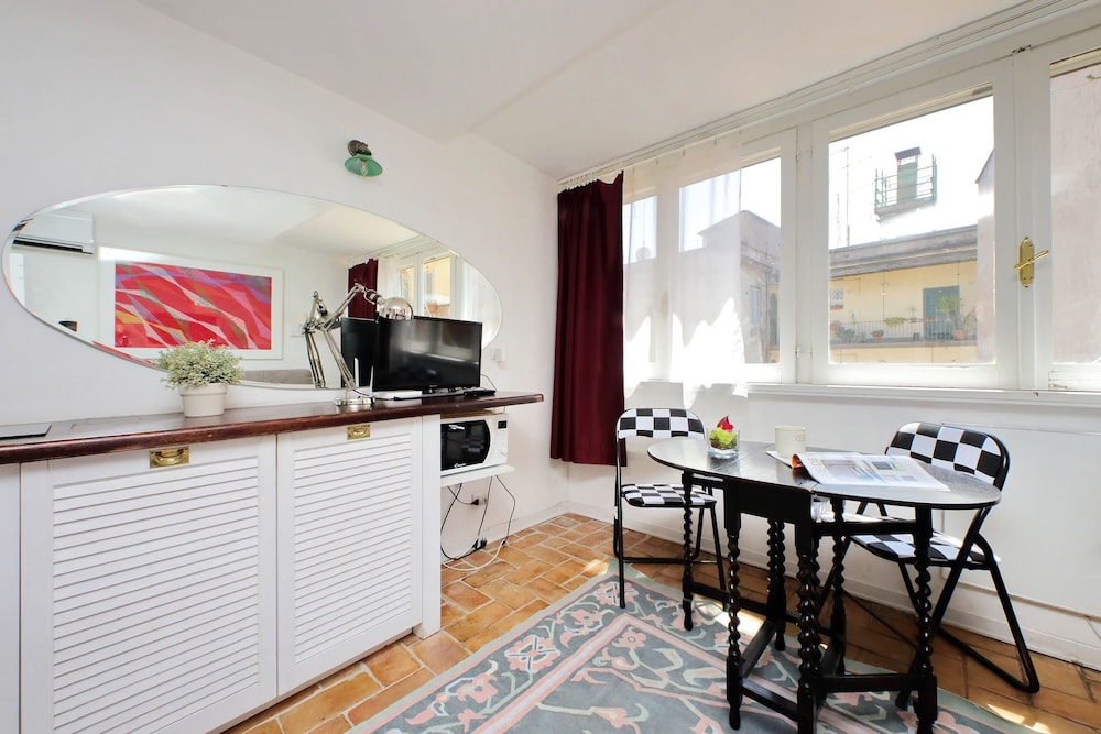 Ciancaleoni - WR Apartments