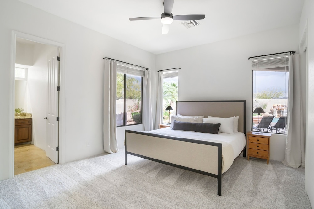 Arcadia by Avantstay Breathtaking Oasis in Scottsdale w Pool Hot Tub Game Room