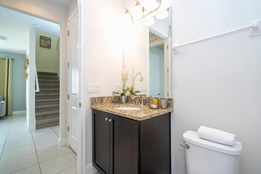 510 BS - 5BD Elegant Escape: Private Haven