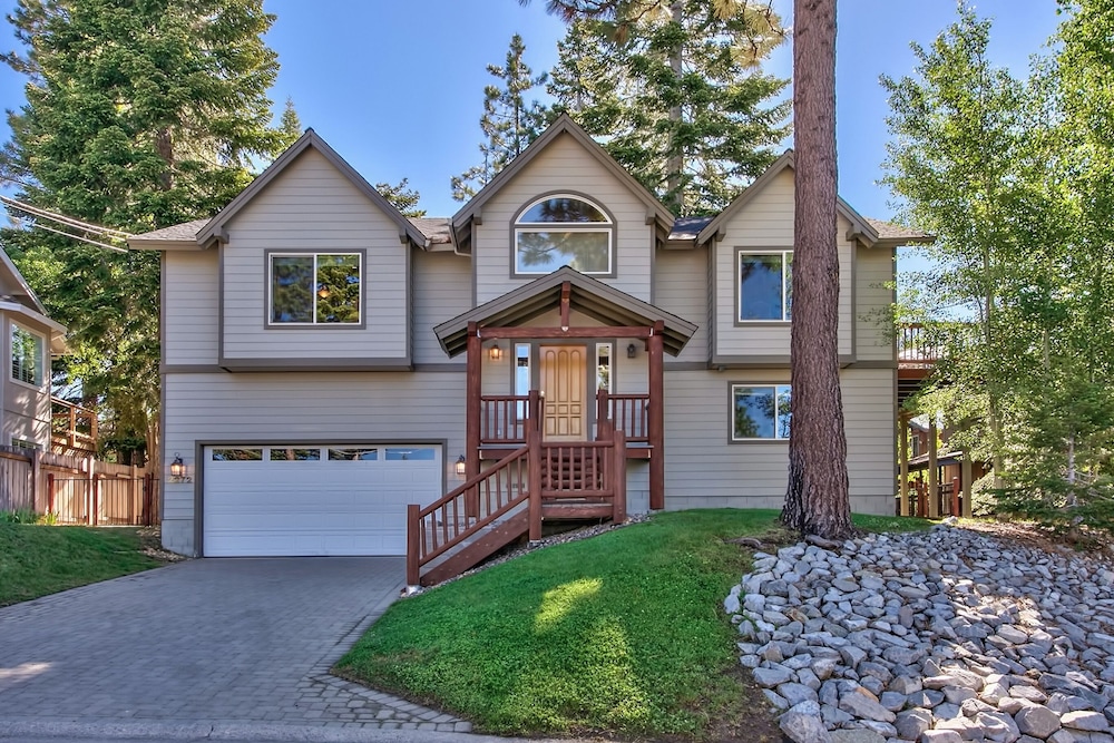 2272l The Lupine Lodge 3 Bedroom Home