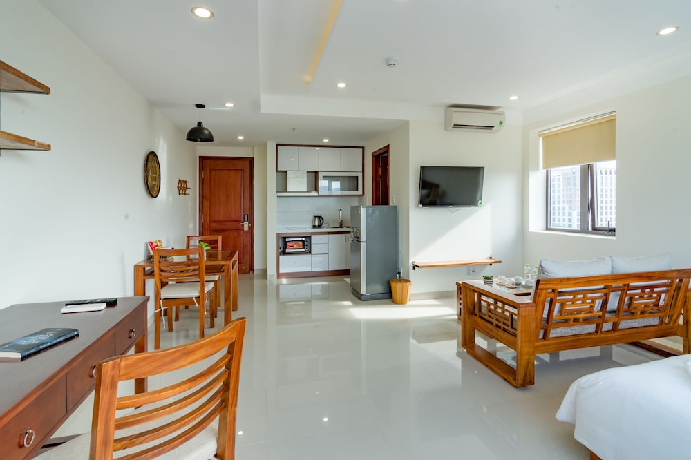 Salamander Hotel and Apartment