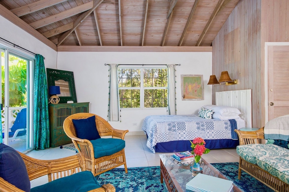 Poponi Cottage 1 Bedroom Cottage view 2