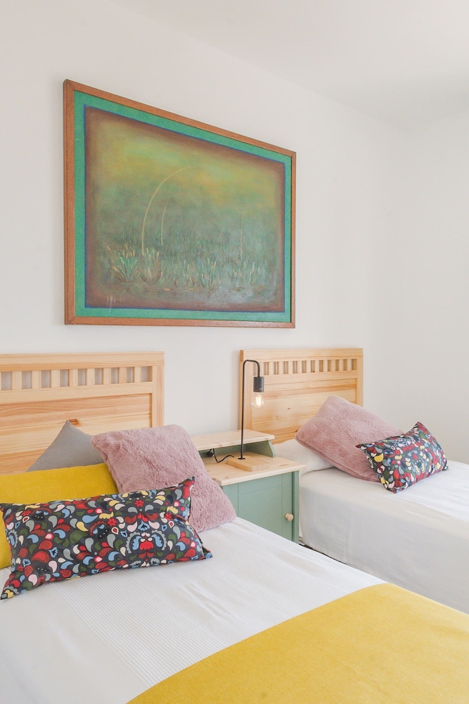 Villa Maricel - Villa With Private Pool. Free Wifi