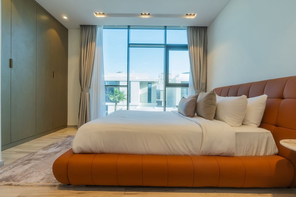 Impressive townhouse in Al Danah Bay