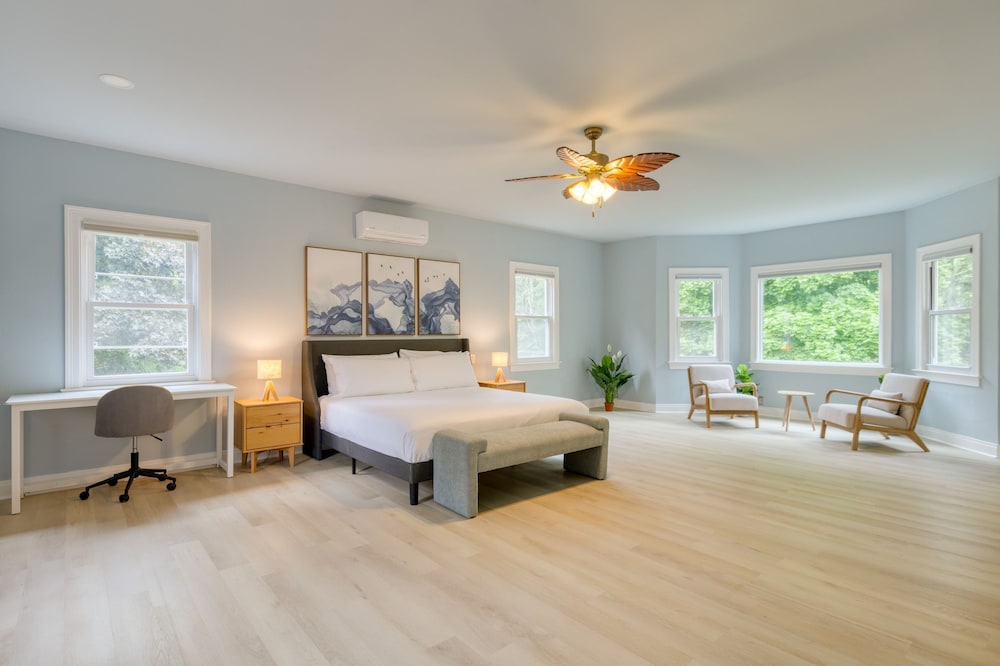Game Farm Villa by Avantstay 10bdr Private Pond Spa Pool Family-friendly