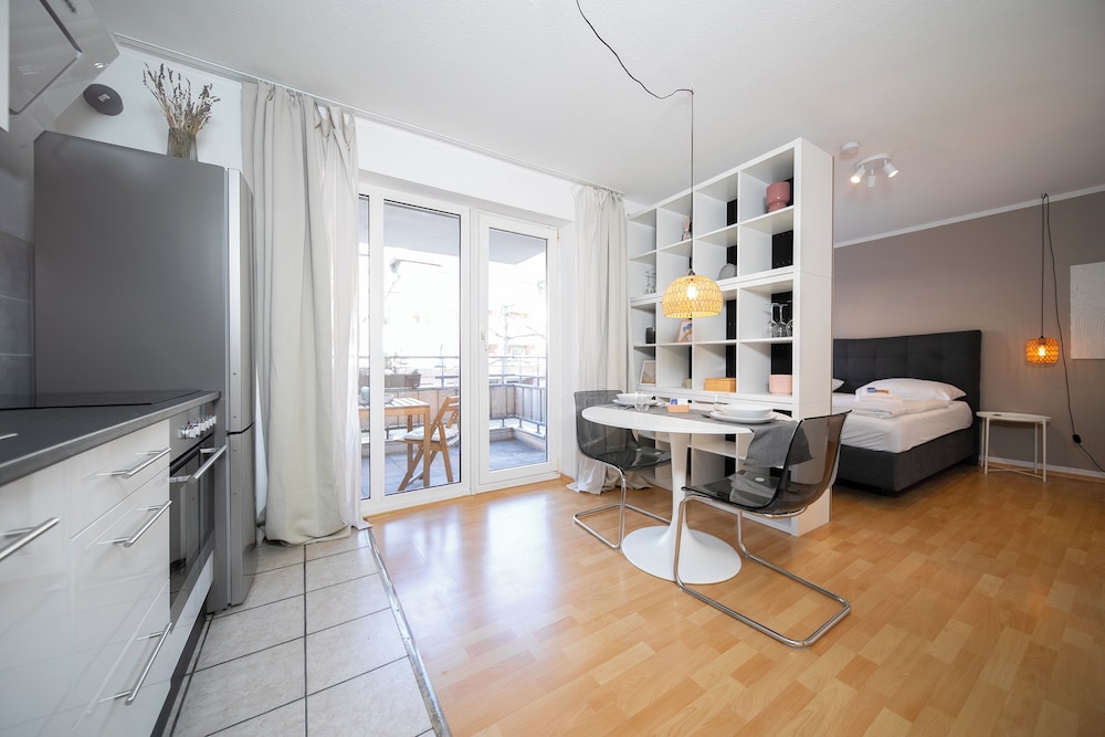 Favorite Stays - Neuss Furth