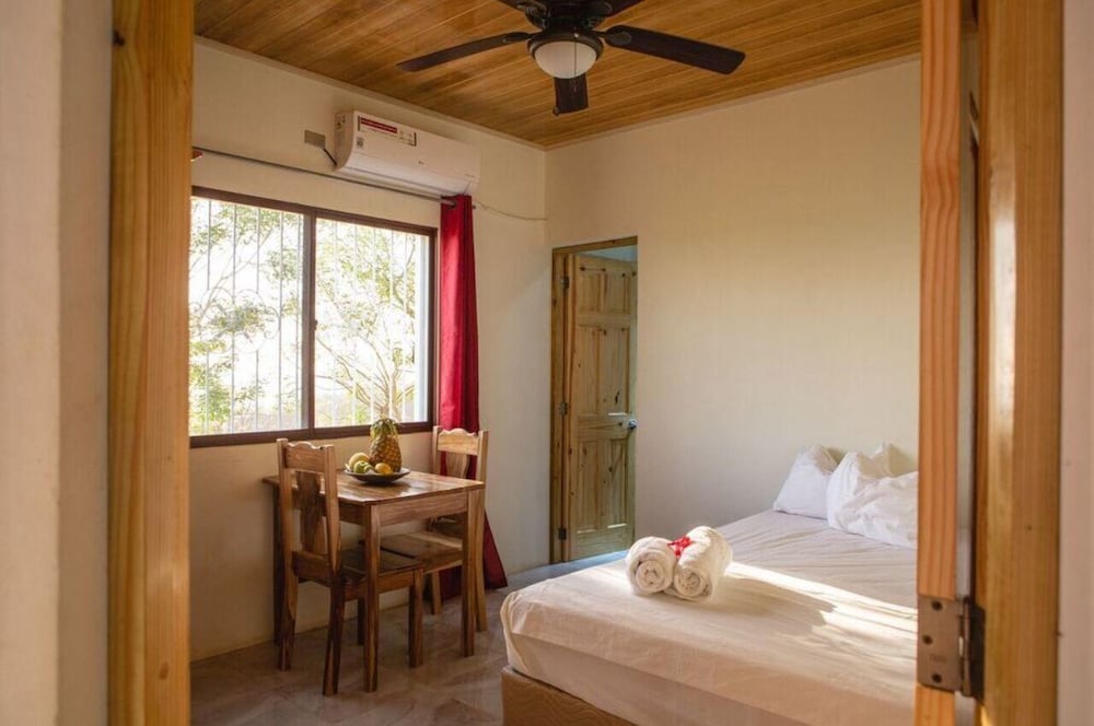 Doctor Surf Guesthouse view 3