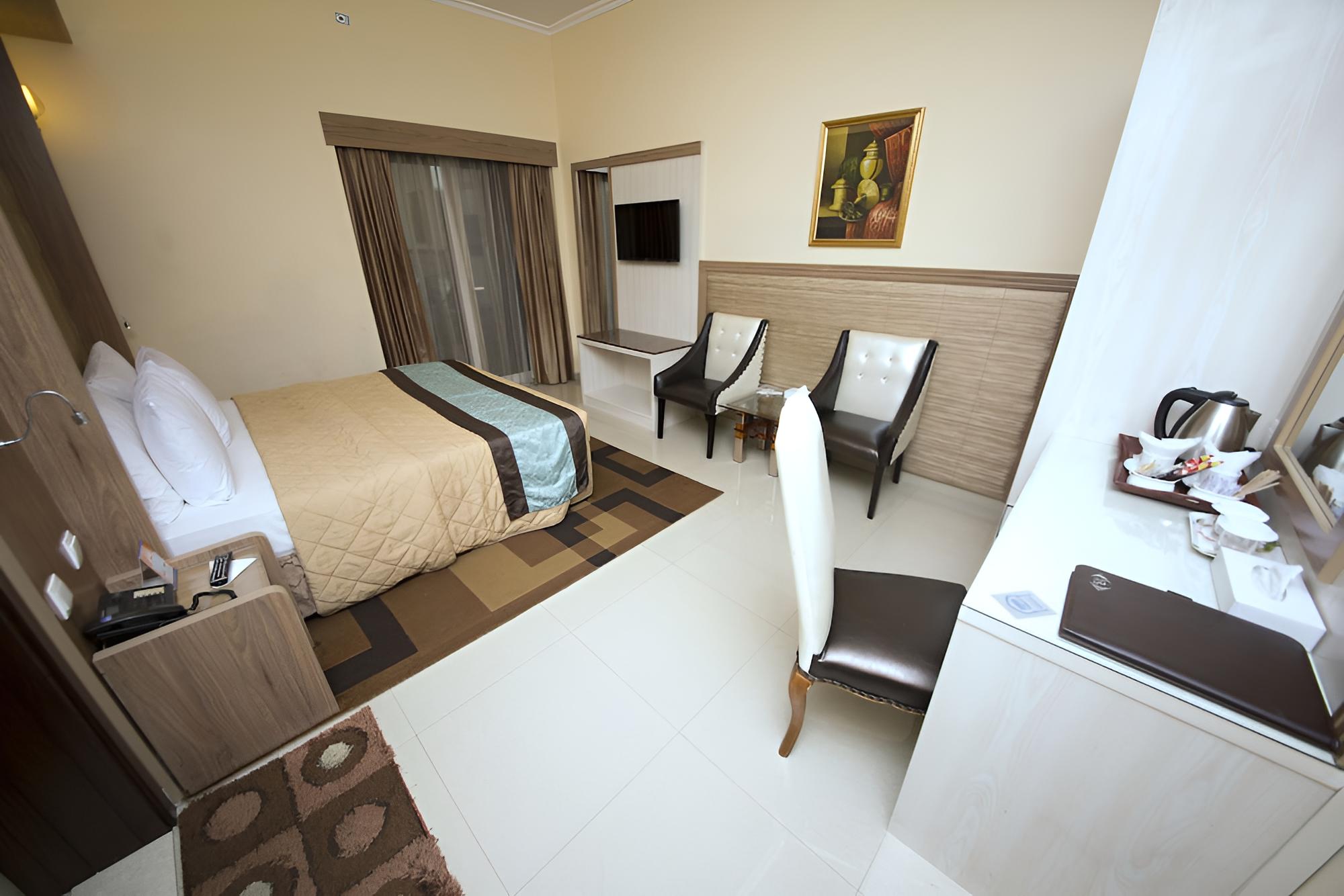 Naif view Hotel By Gemstones