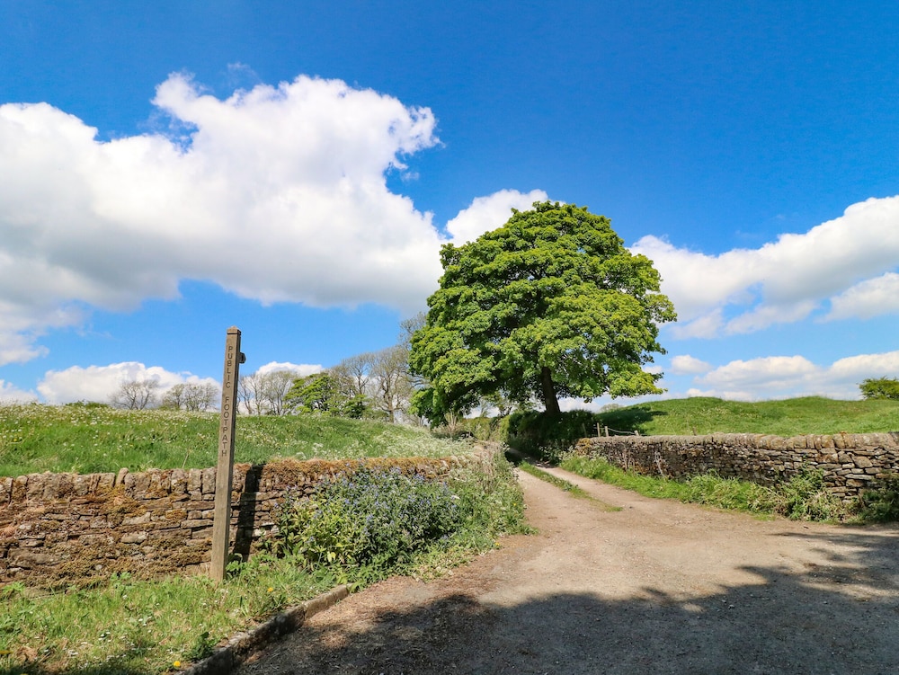 Hoobrook Cottage