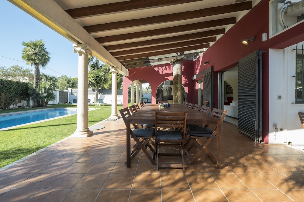 Villa Bouganvillea