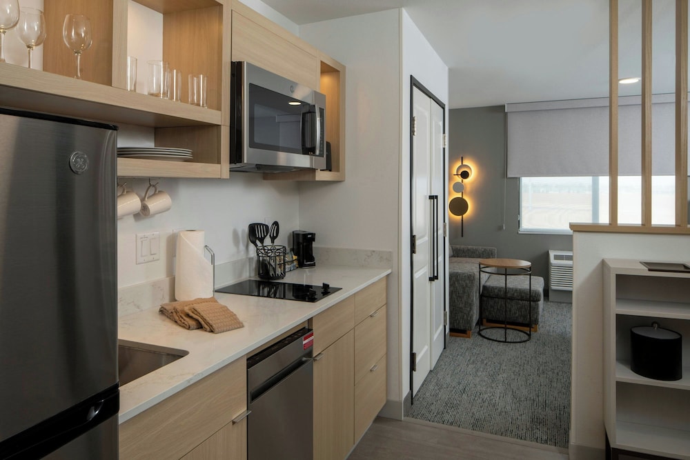 Towneplace Suites By Marriott Surprise Prasada