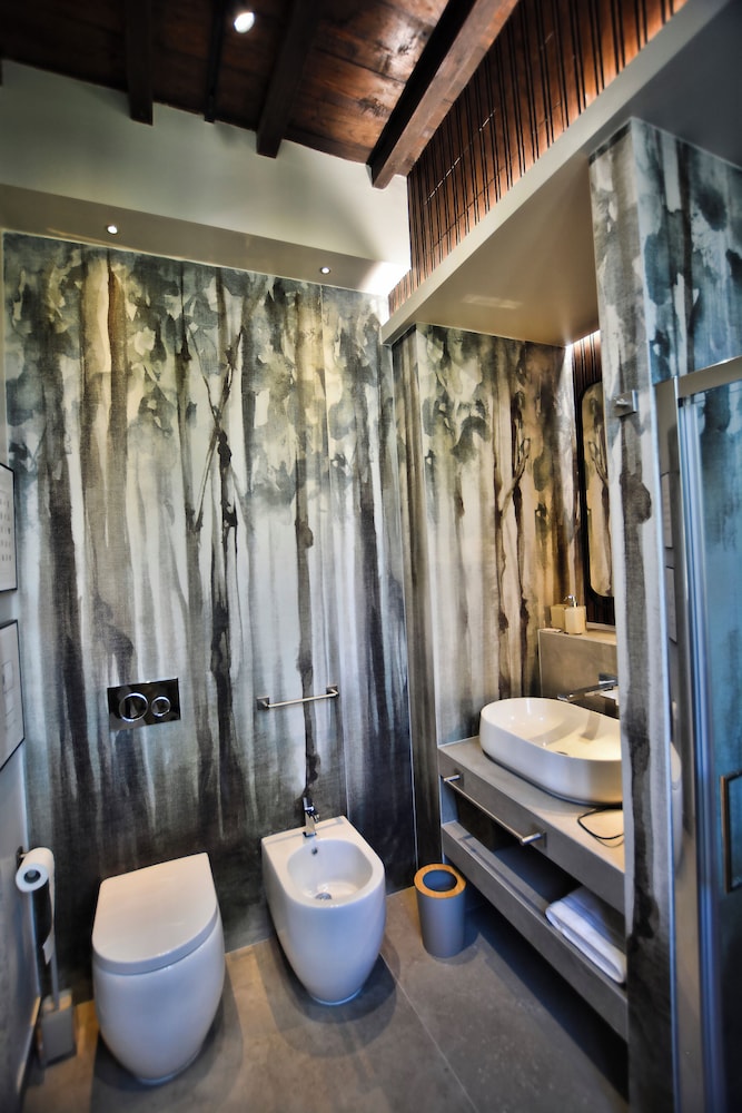 Corte Sospesa Guest House & Spa