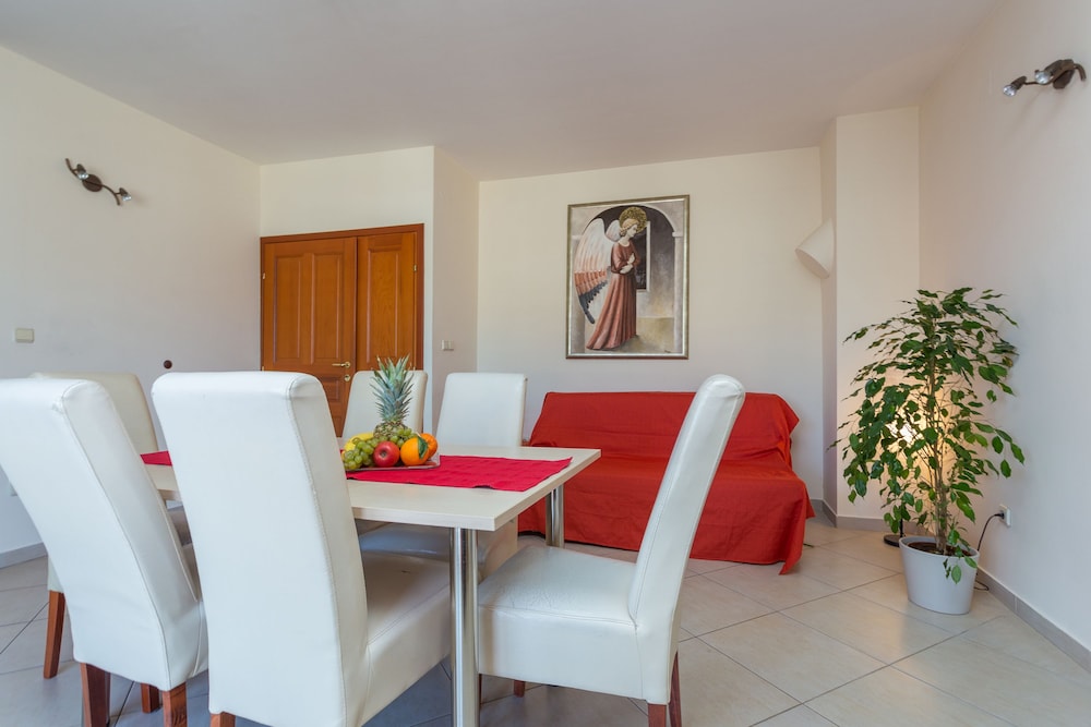 Burum Apartments