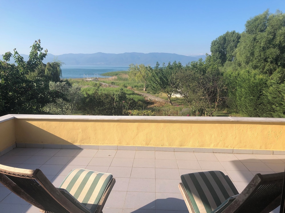 Home on Iznik Lake With its own Private Beach