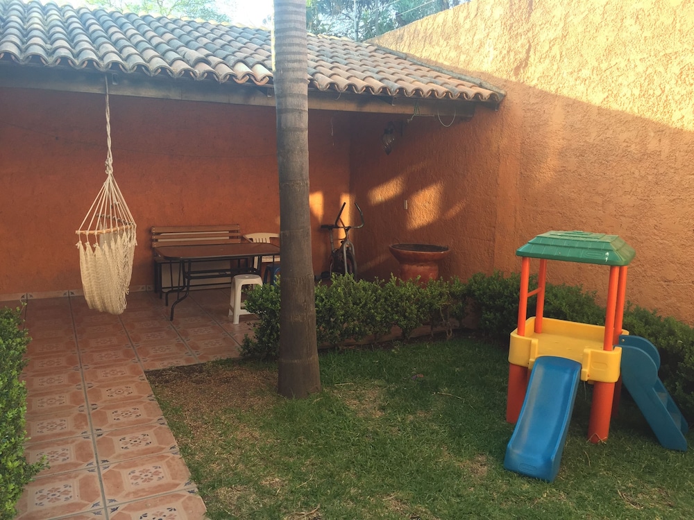 Photo 6