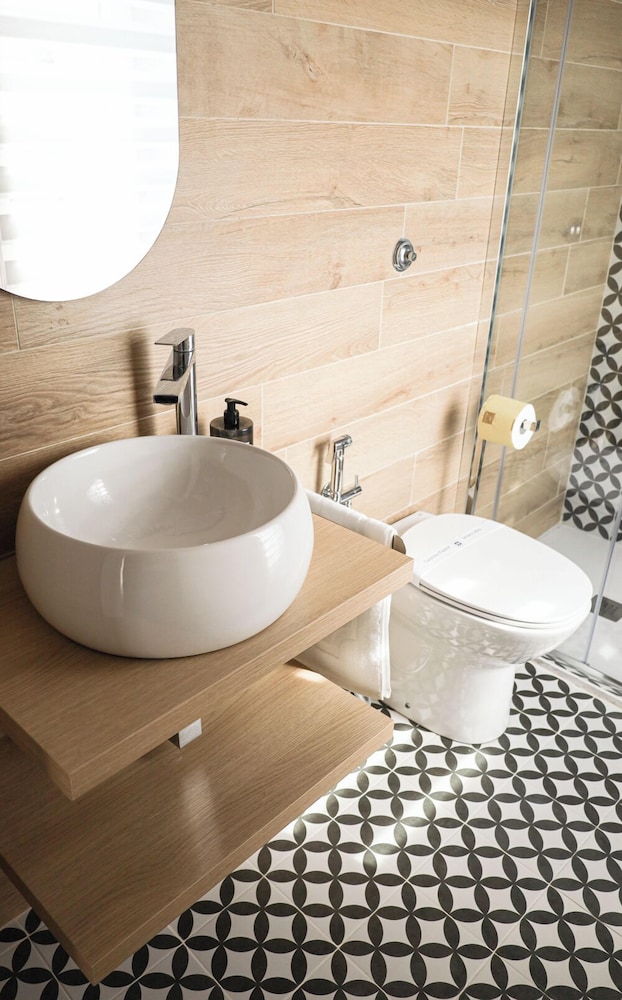 PETRUS Rooms