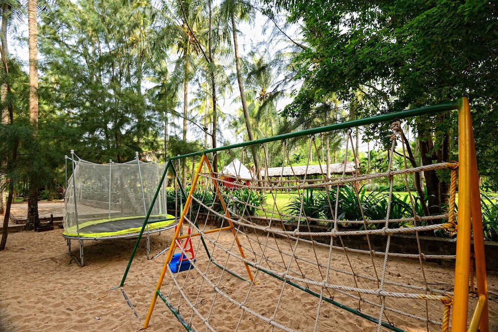 Nataya Roundhouse Coral Bay Resort and Spa