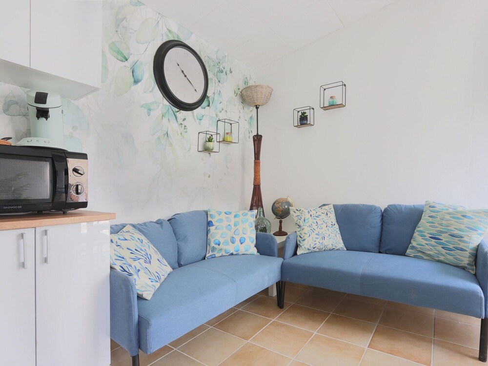 Holiday Home in Gargas Near Route des Ocres