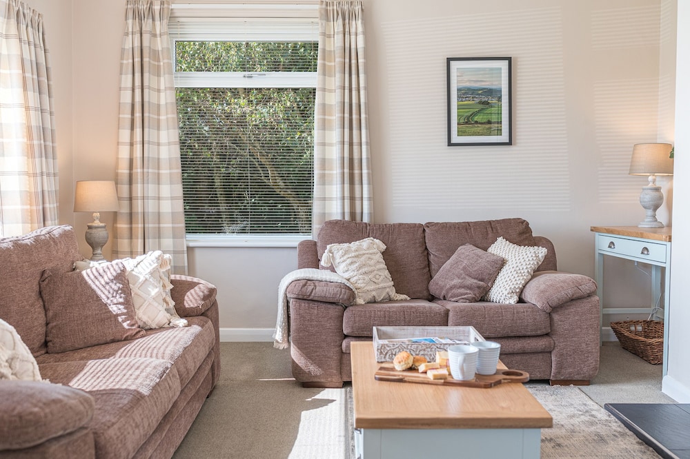 Colt Park Cottage