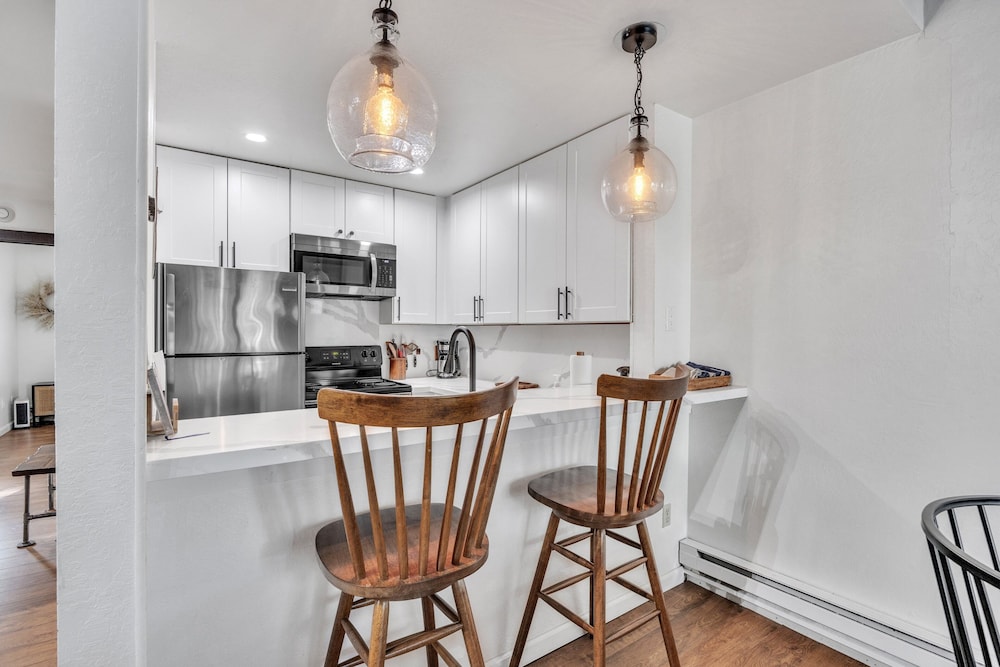 Alpine Retreat In The Heart Of Incline Village 2 Bedroom Condo