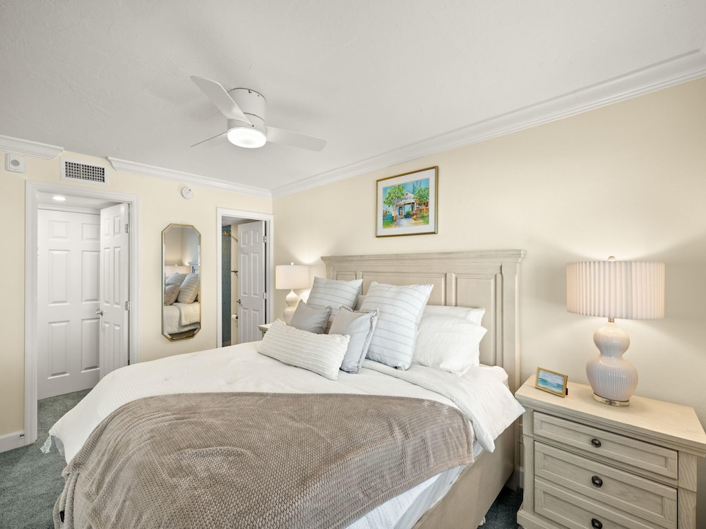 Seaside 1 by Distinctive Beach Rentals