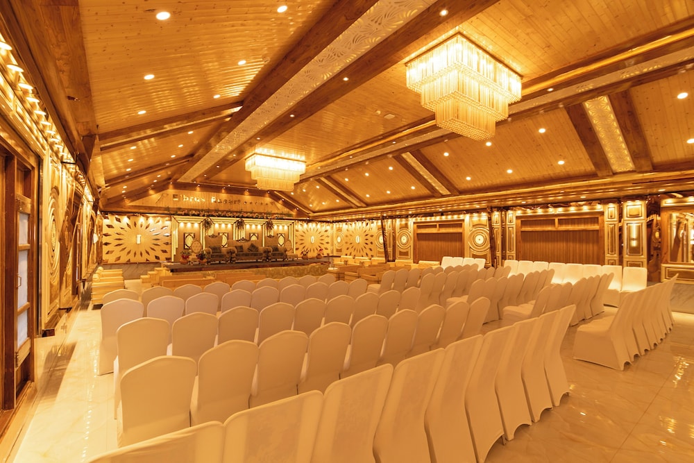 Elbrus Resort & Spa
