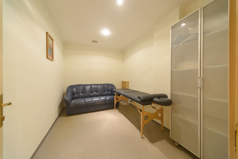 Kiev Accommodation Hotel Service