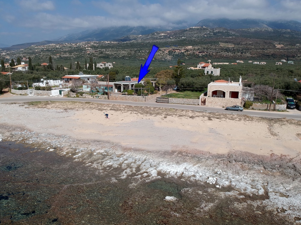 Bostani SeasideHouse Mani view 5