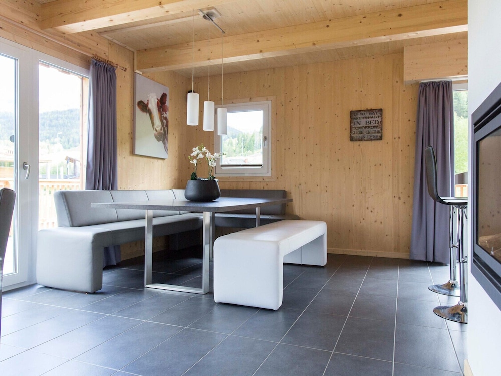 Majestic Chalet With Sauna