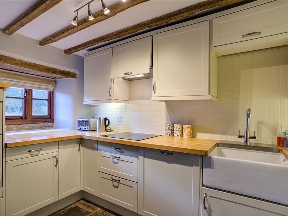 Hollytree Cottage