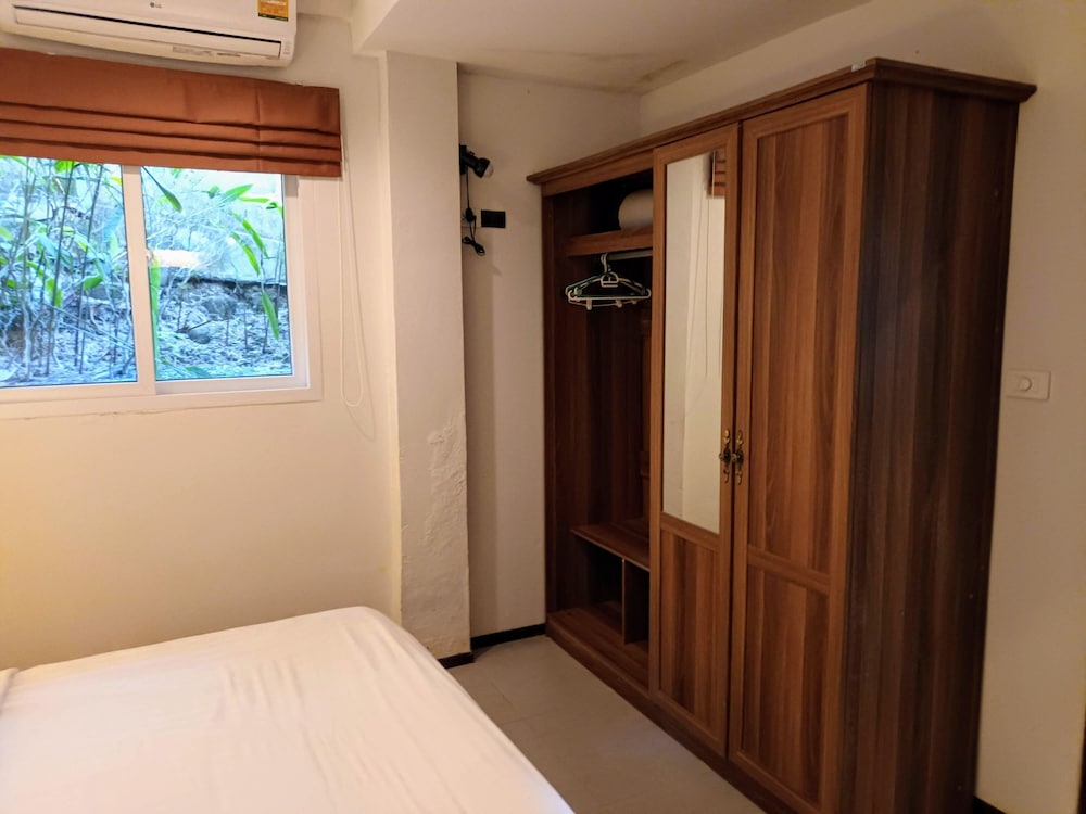 Peaceful 1 BR home in private residence view 3