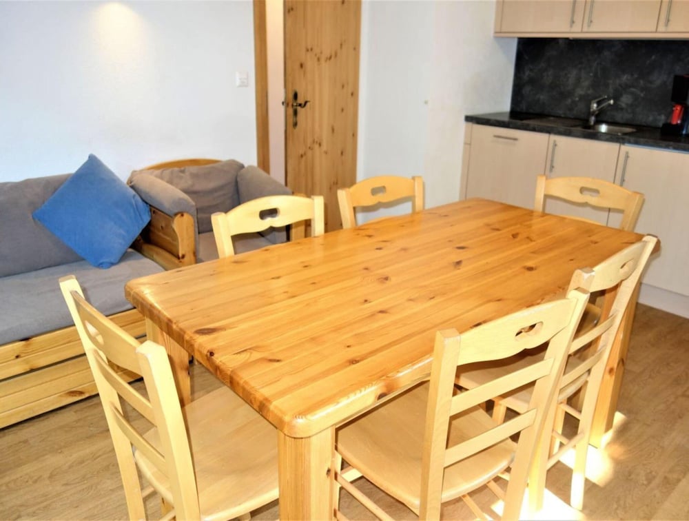 Flat in Nendaz With Ski-in/ski-out Access