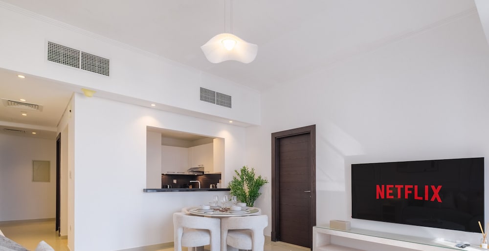 LUX The Silverene Marina View Suite 4