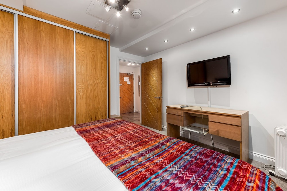 Nell Gwynn House Apartments