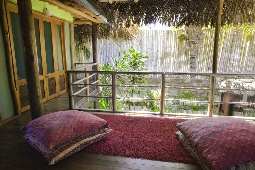 La Maison Eco House & Rooms