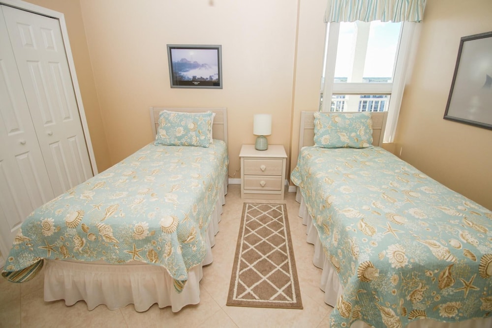Smyrna Beach Club 818b
