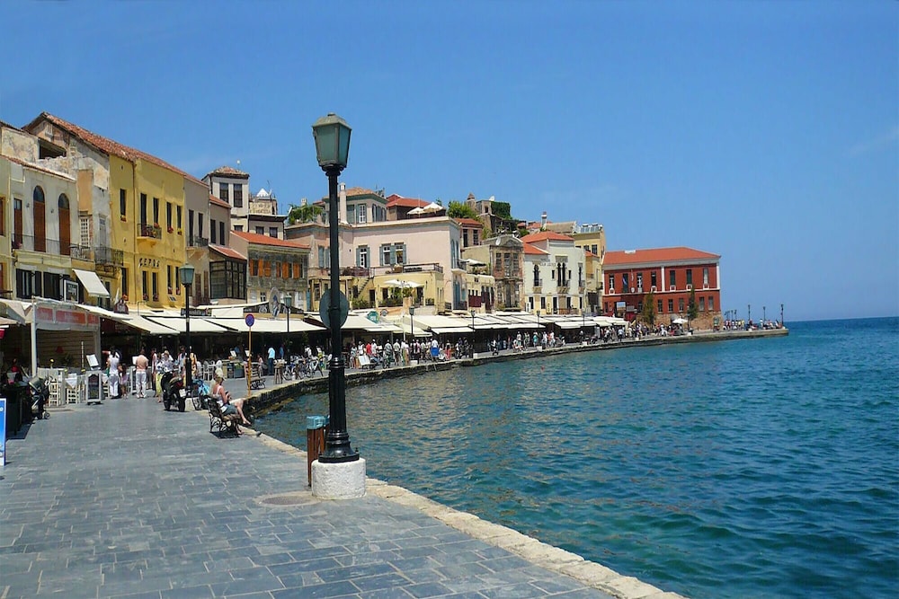 Mare Civitas Apartments
