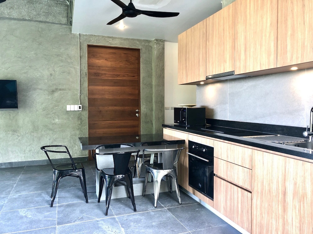 Baan Saint Tropez Villas Kata Beach