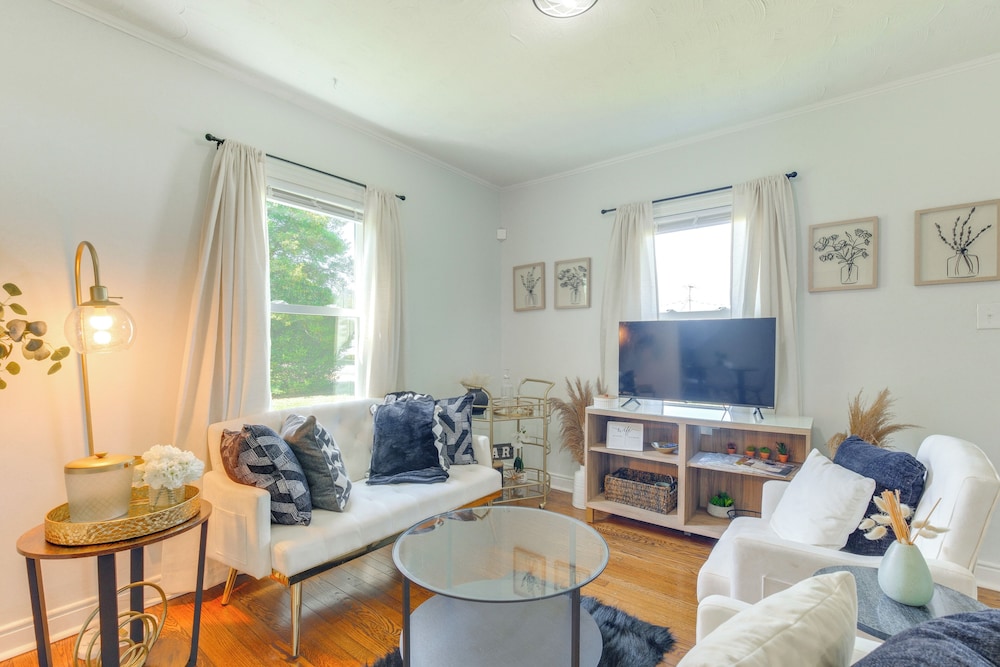 3 Mi to Downtown: Getaway in Richmond