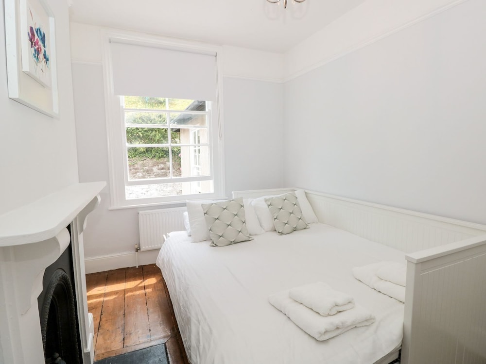Bay Tree Cottage, Dartmouth