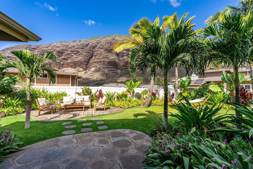 @ Marbella Lane - Pōmaika'i Ocean Love Paradise